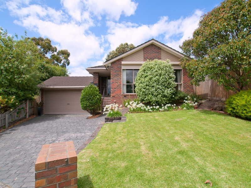 15 Indigofera Way, Langwarrin VIC 3910