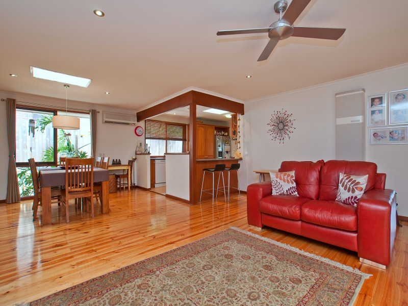 15 Indigofera Way, Langwarrin VIC 3910