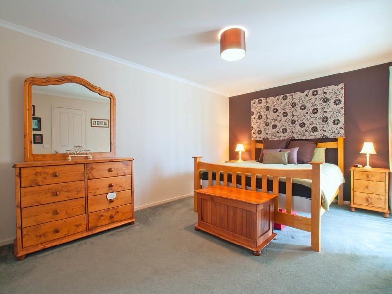 15 Wesley Close, Skye VIC 3977