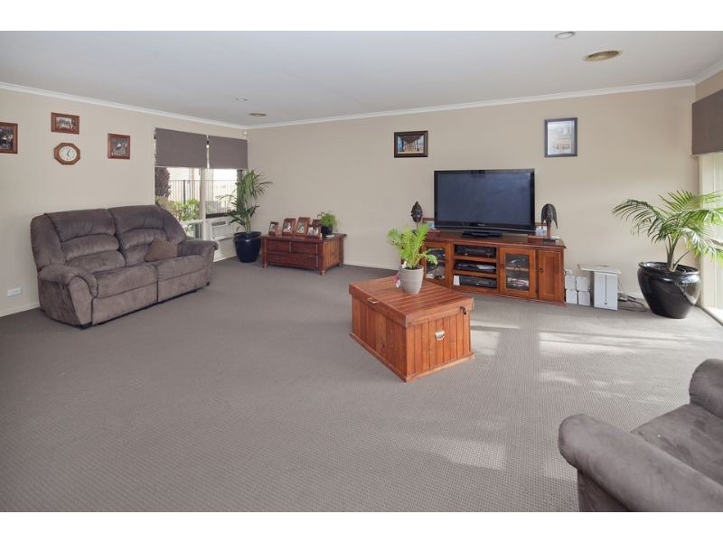 40 Burgess Drive, Langwarrin VIC 3910
