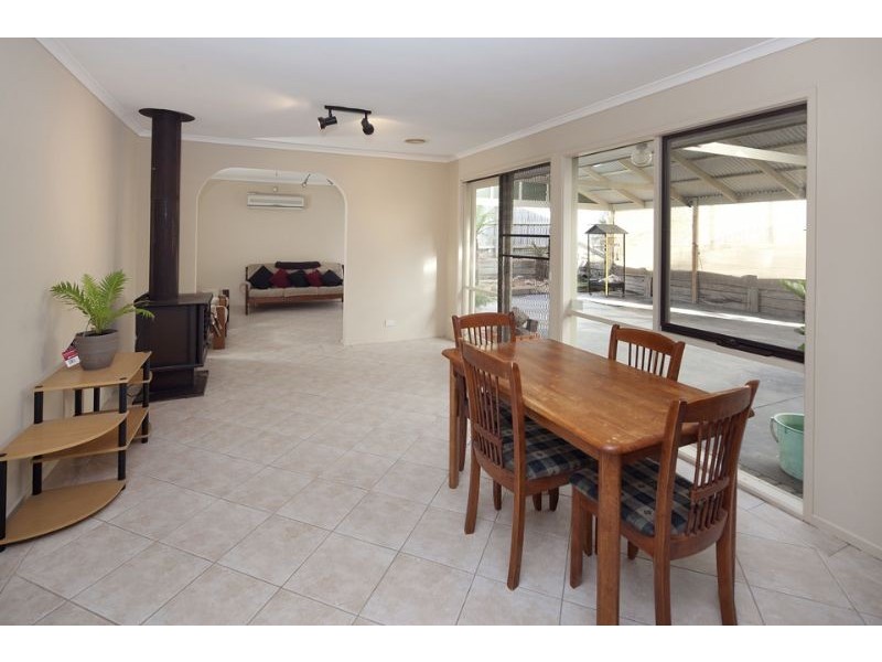 40 Burgess Drive, Langwarrin VIC 3910