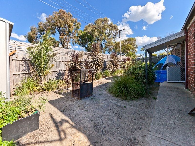 2 Theresa Avenue, Langwarrin VIC 3910