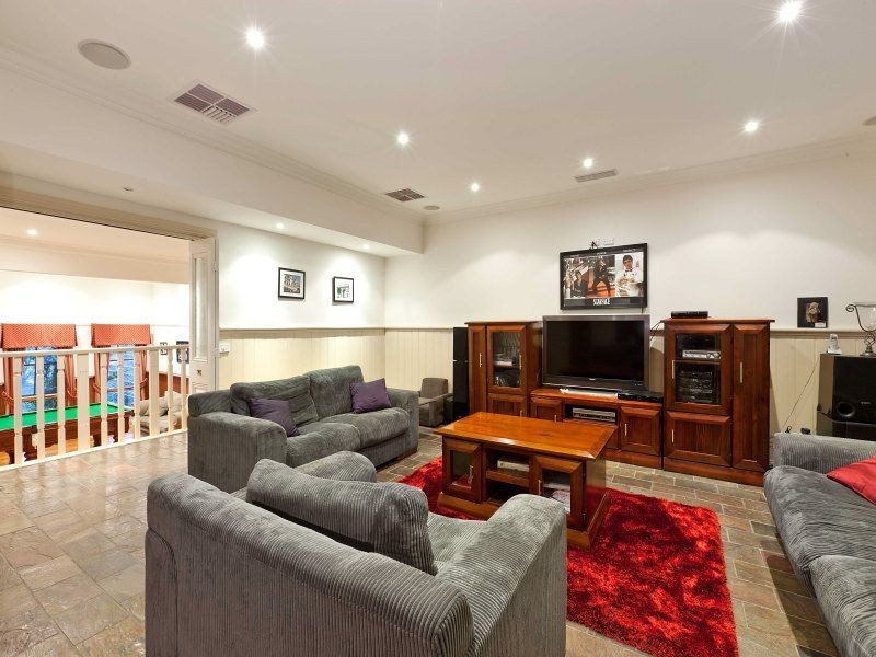 107 Banool Crescent, Mount Eliza VIC 3930