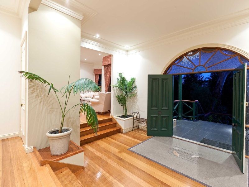 107 Banool Crescent, Mount Eliza VIC 3930