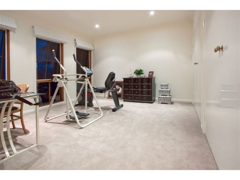 107 Banool Crescent, Mount Eliza VIC 3930