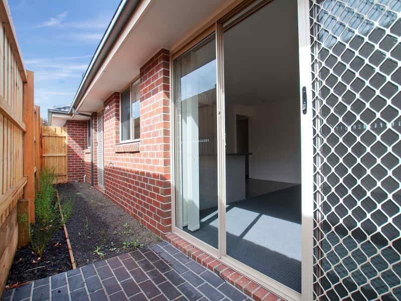 1/27 Tyrone Street, Langwarrin VIC 3910