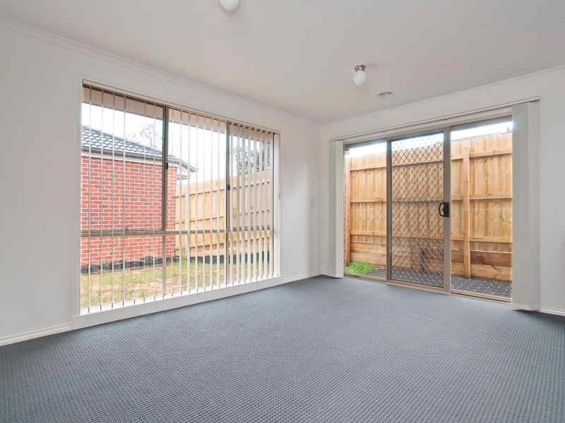 1/27 Tyrone Street, Langwarrin VIC 3910