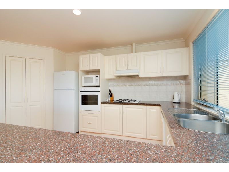 5 Carolyn Court, Langwarrin VIC 3910