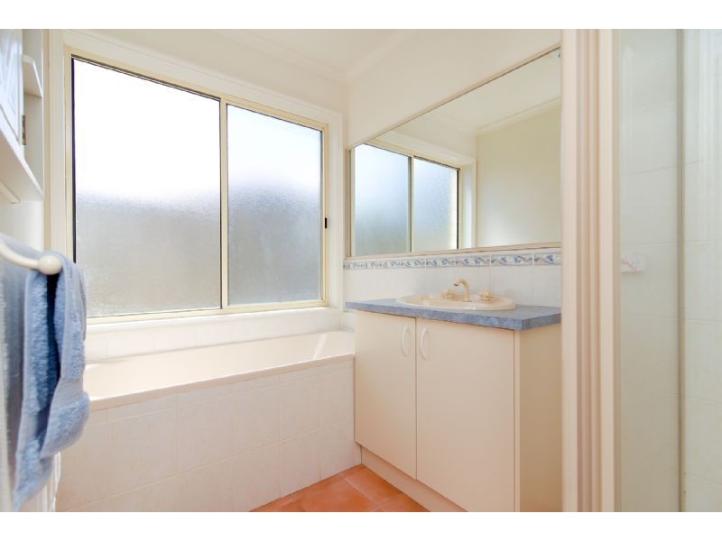 5 Carolyn Court, Langwarrin VIC 3910