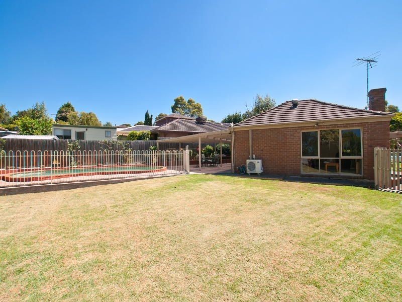 14 Sycamore Street, Langwarrin VIC 3910