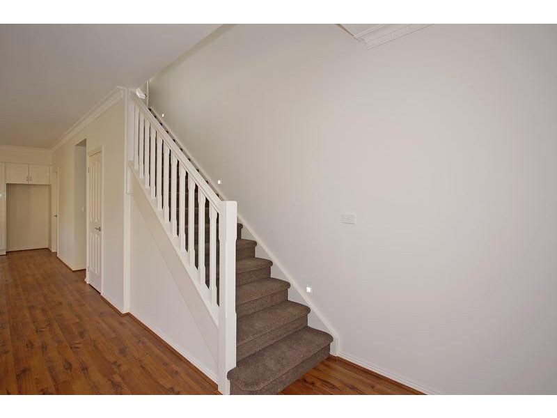 8/30 Myrtle Street, Langwarrin VIC 3910