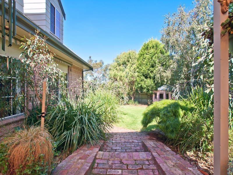 16 Tweed Court, Langwarrin VIC 3910