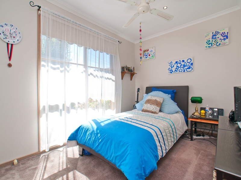 136 North Rd, Langwarrin VIC 3910