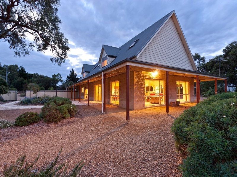 76 Hillcrest Drive, Langwarrin VIC 3910