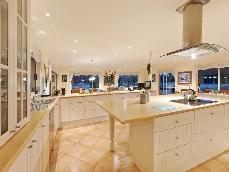 76 Hillcrest Drive, Langwarrin VIC 3910