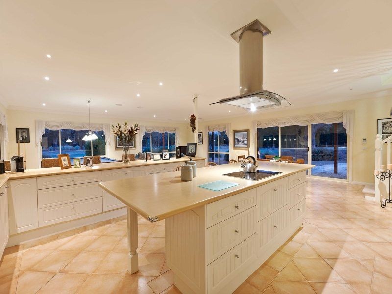 76 Hillcrest Drive, Langwarrin VIC 3910