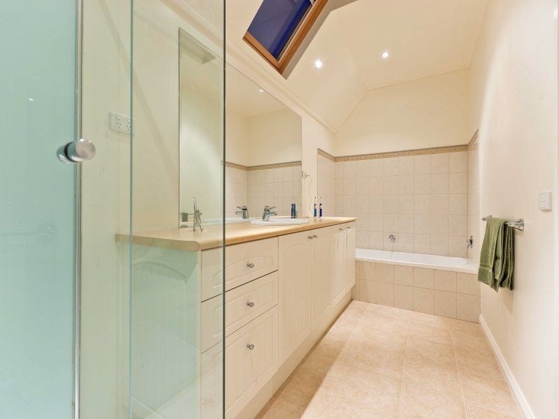 76 Hillcrest Drive, Langwarrin VIC 3910