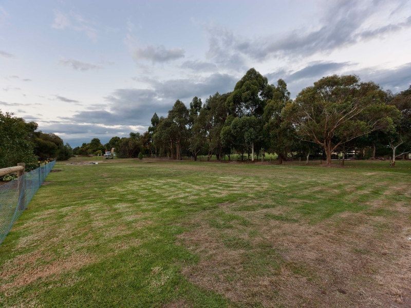 76 Hillcrest Drive, Langwarrin VIC 3910