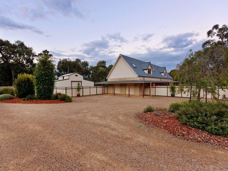 76 Hillcrest Drive, Langwarrin VIC 3910