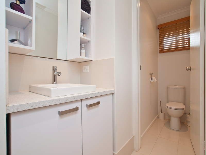 8 Chatswood Ave, Langwarrin VIC 3910