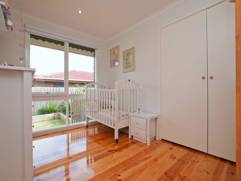 8 Chatswood Ave, Langwarrin VIC 3910