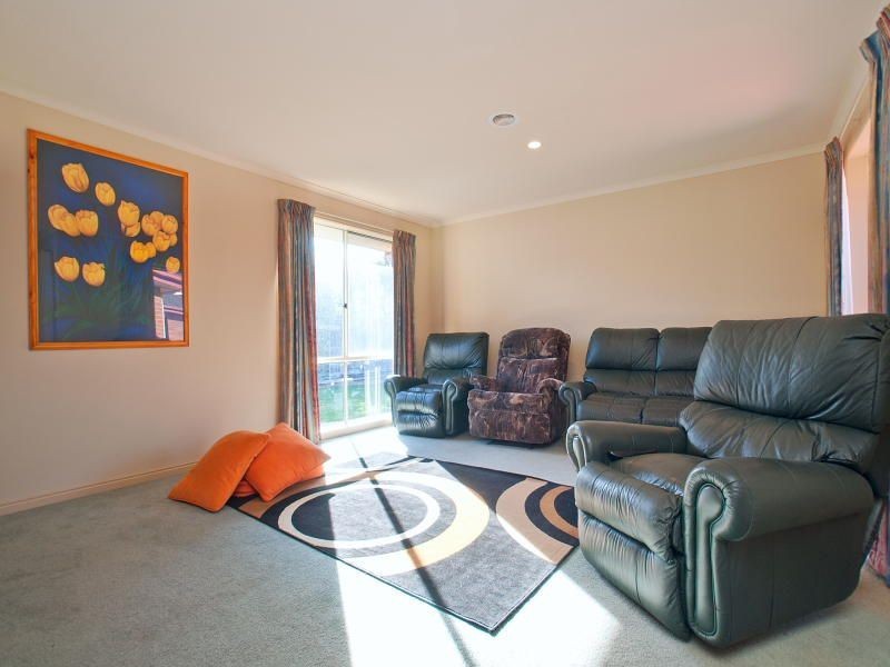 30 Sunnyvale Drive, Langwarrin VIC 3910