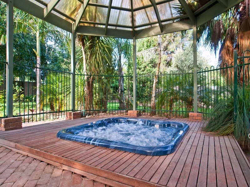 5 The Knoll, Langwarrin VIC 3910