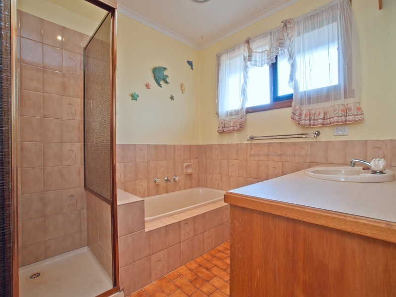 5 The Knoll, Langwarrin VIC 3910