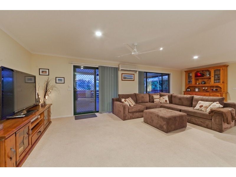 14 Lexton Drive, Langwarrin VIC 3910