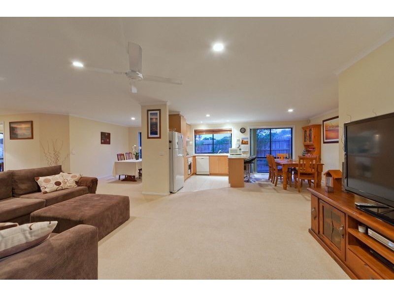 14 Lexton Drive, Langwarrin VIC 3910