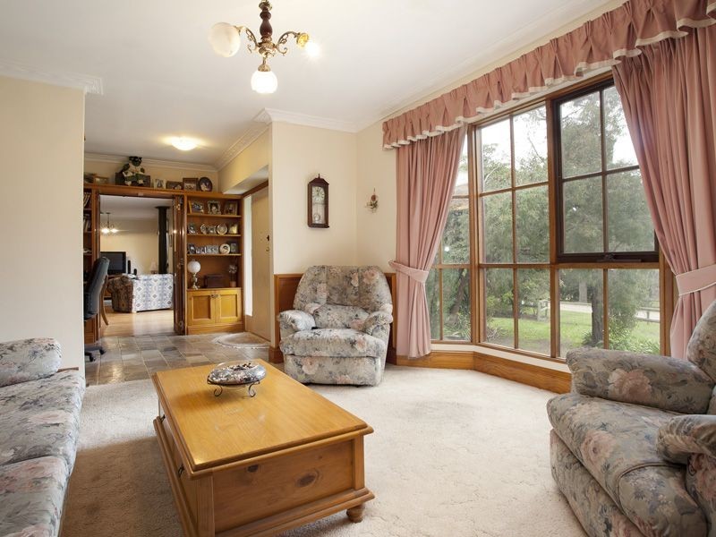 25 Woodlands Road, Cranbourne South VIC 3977