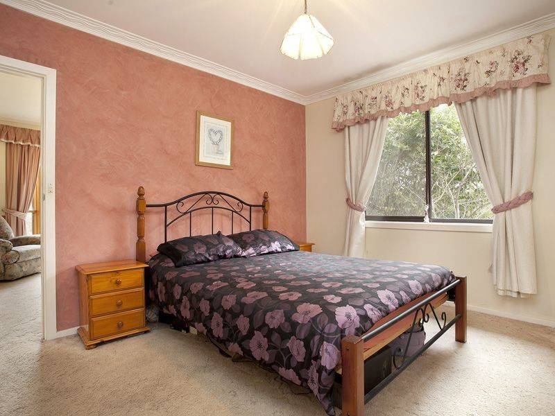 25 Woodlands Road, Cranbourne South VIC 3977