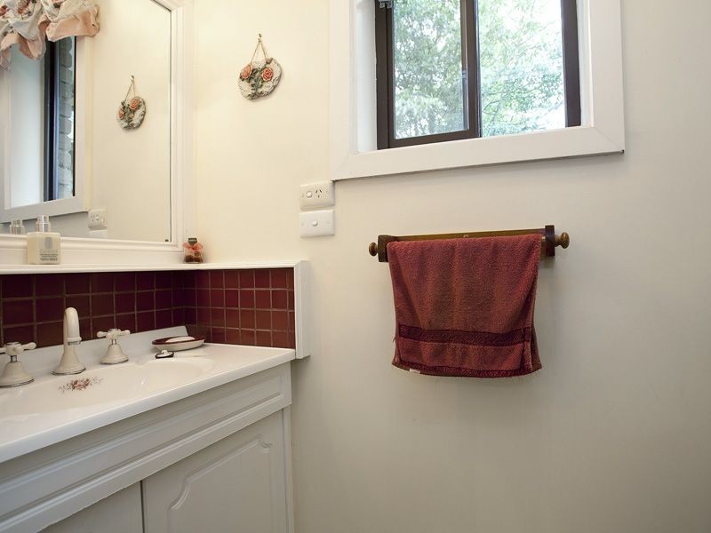 25 Woodlands Road, Cranbourne South VIC 3977