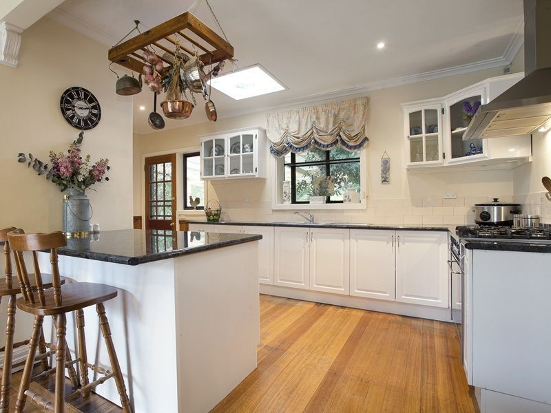 25 Woodlands Road, Cranbourne South VIC 3977