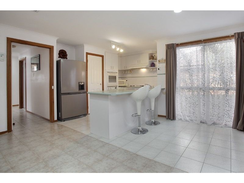 17 Panoramic Drive, Langwarrin VIC 3910