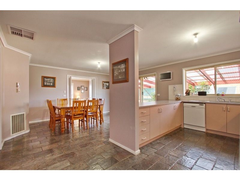 46 Wattlebird Way, Langwarrin VIC 3910