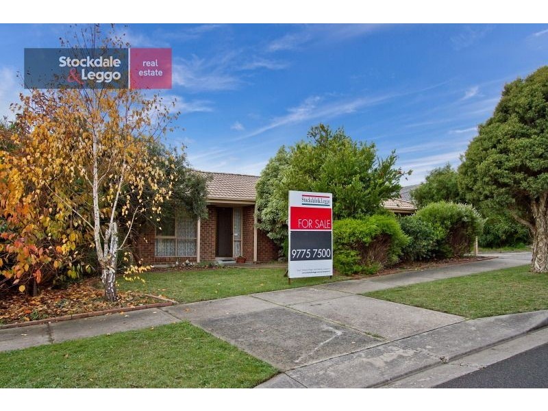 33 Monique Drive, Langwarrin VIC 3910
