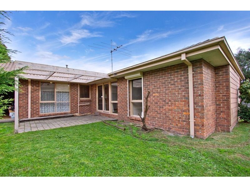 33 Monique Drive, Langwarrin VIC 3910