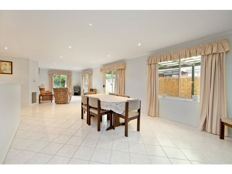 24 Kelly Drive, Langwarrin VIC 3910