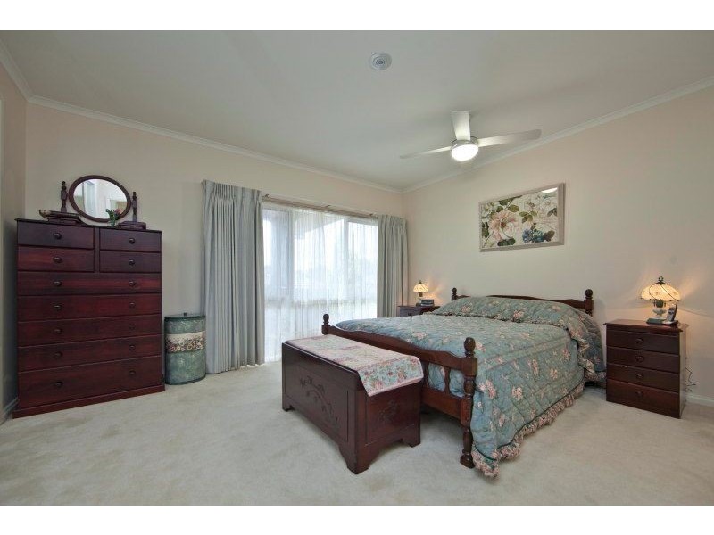 27 Stevens Road, Langwarrin VIC 3910