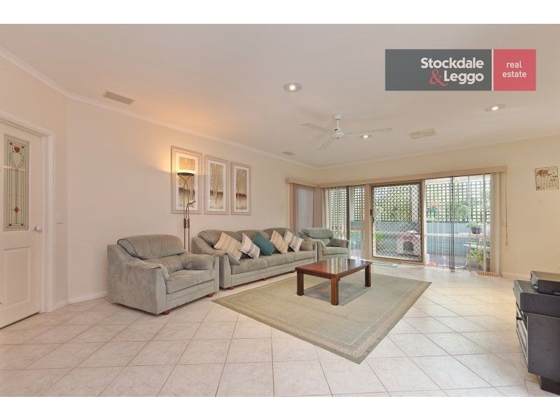 27 Stevens Road, Langwarrin VIC 3910