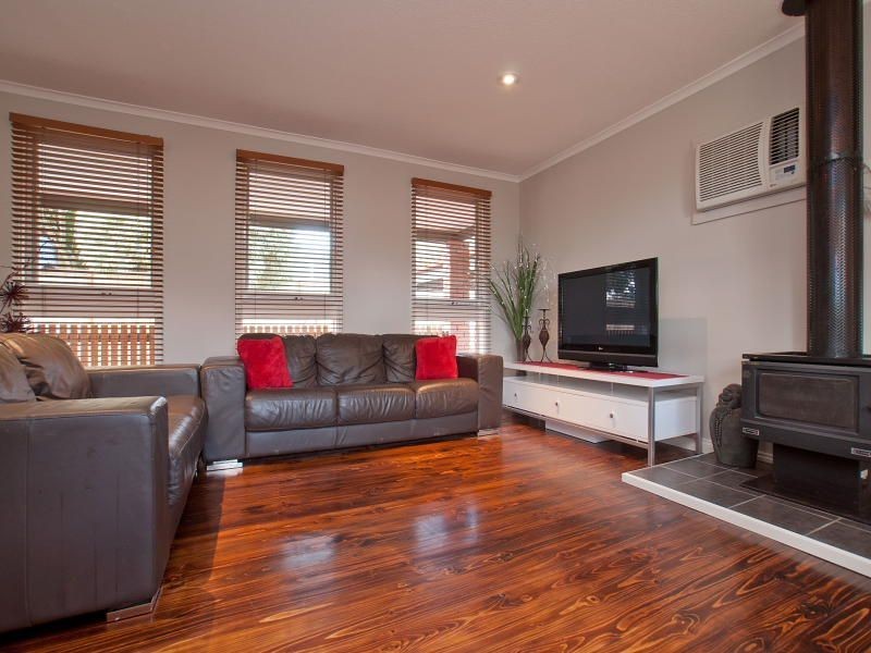 27 Beech Street, Langwarrin VIC 3910