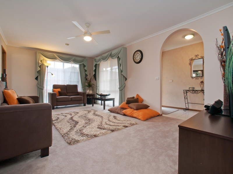 8 Grevillea Road, Langwarrin VIC 3910
