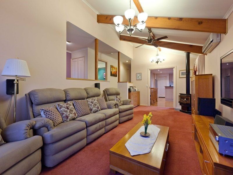 6 Briar Court, Langwarrin VIC 3910