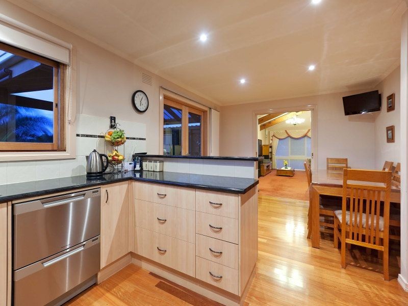 6 Briar Court, Langwarrin VIC 3910