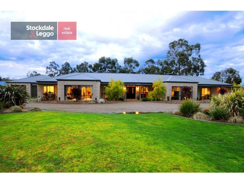 6-8 Lakes Boulevard, Pearcedale VIC 3912