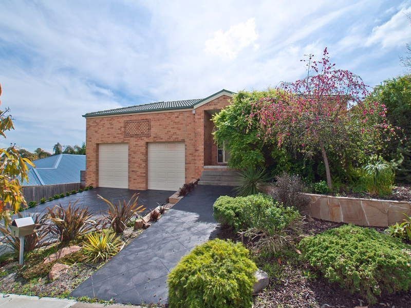 1 Bottlebrush Court, Langwarrin VIC 3910
