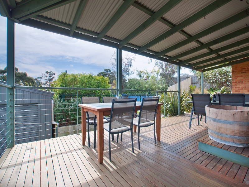 1 Bottlebrush Court, Langwarrin VIC 3910