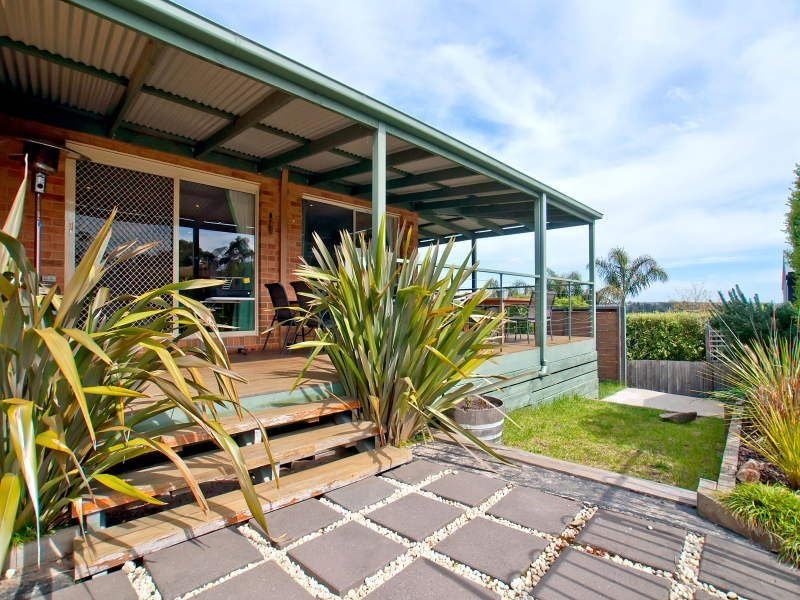 1 Bottlebrush Court, Langwarrin VIC 3910