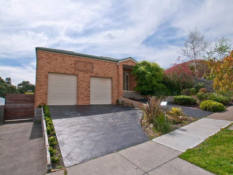 1 Bottlebrush Court, Langwarrin VIC 3910